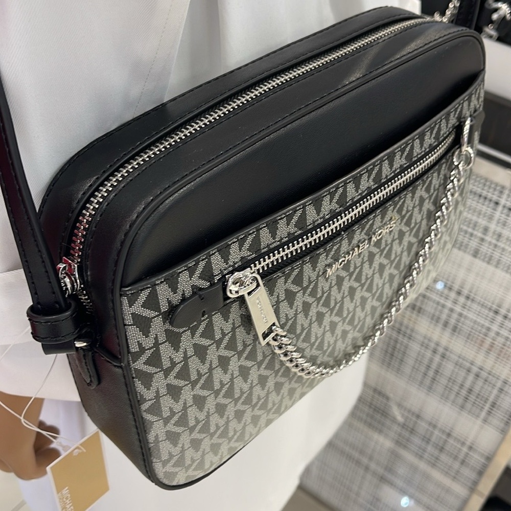 MICHAEL KORS Jet Set Lg Ombré Signature Logo EW Crossbody Body East West 
Black - Picture 5 of 16